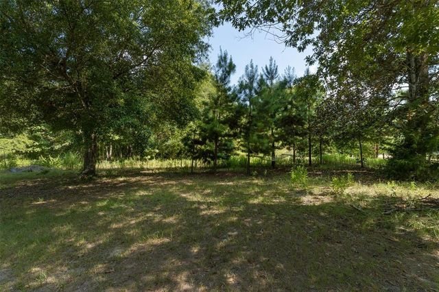 931 Trails End Drive, Cleveland, TX 77328