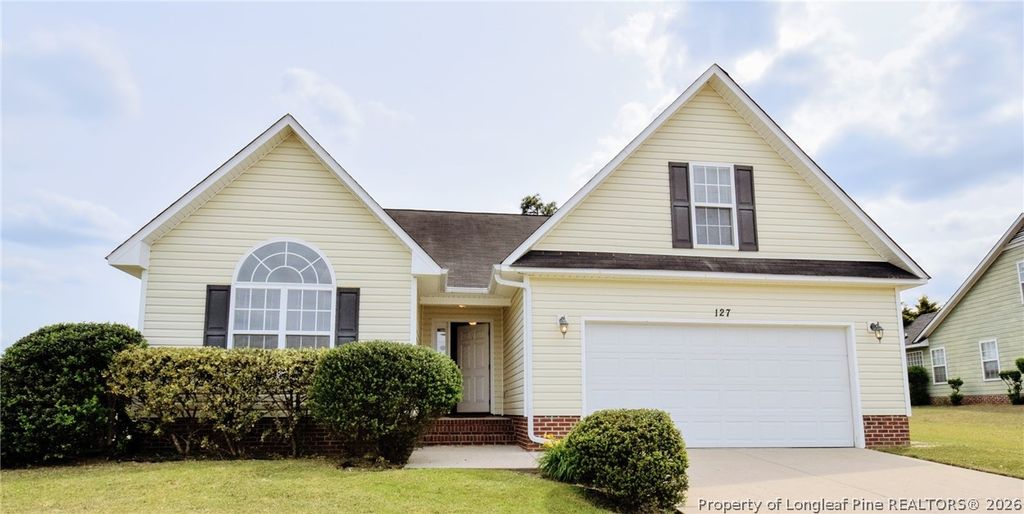 127 Blue Water Drive, Raeford, NC 28376