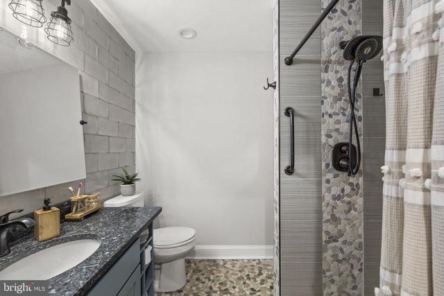 151 HARRISON CIR, Locust Grove, VA 22508