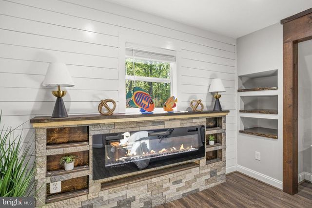 151 HARRISON CIR, Locust Grove, VA 22508