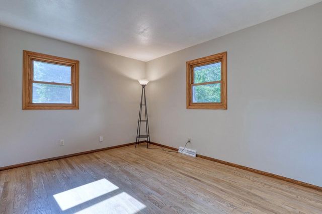 W167 Cottage AVENUE, Oconomowoc, WI 53066