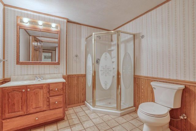 W167 Cottage AVENUE, Oconomowoc, WI 53066