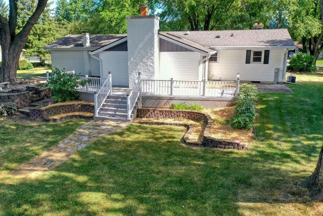 W167 Cottage AVENUE, Oconomowoc, WI 53066