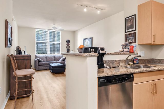 2401 NE 65th Street 112, Fort Lauderdale, FL 33308