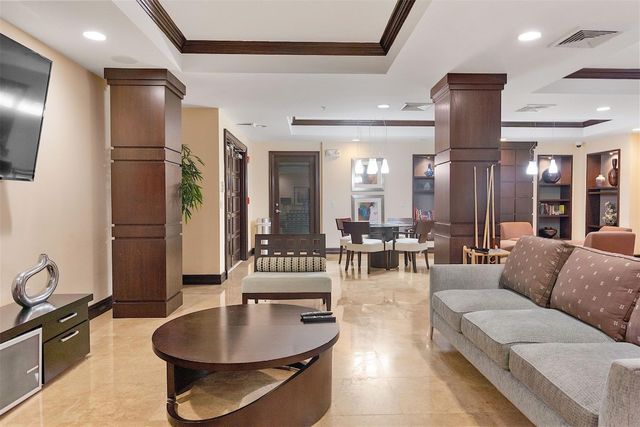 2401 NE 65th Street 112, Fort Lauderdale, FL 33308