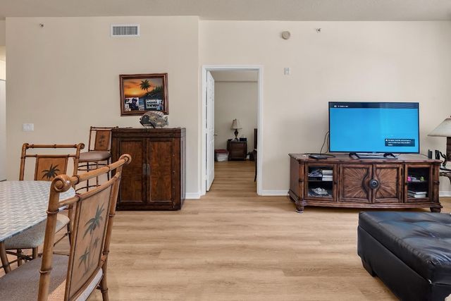 2401 NE 65th Street 112, Fort Lauderdale, FL 33308