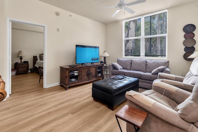 2401 NE 65th Street 112, Fort Lauderdale, FL 33308