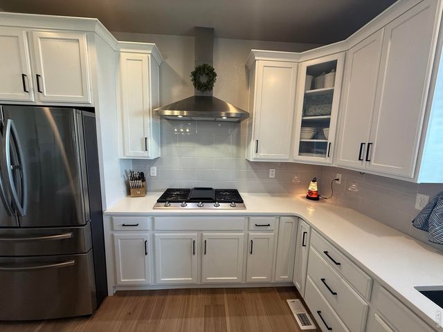 709 Hillspire Dr, Windsor, CO 80550