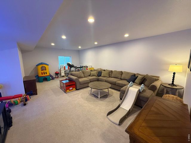 709 Hillspire Dr, Windsor, CO 80550