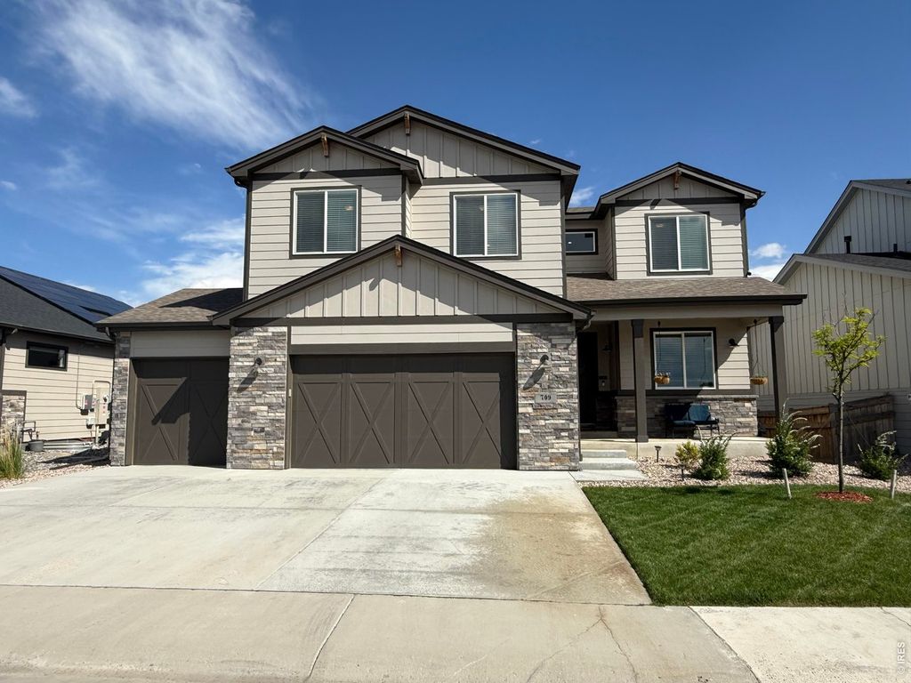 709 Hillspire Dr, Windsor, CO 80550