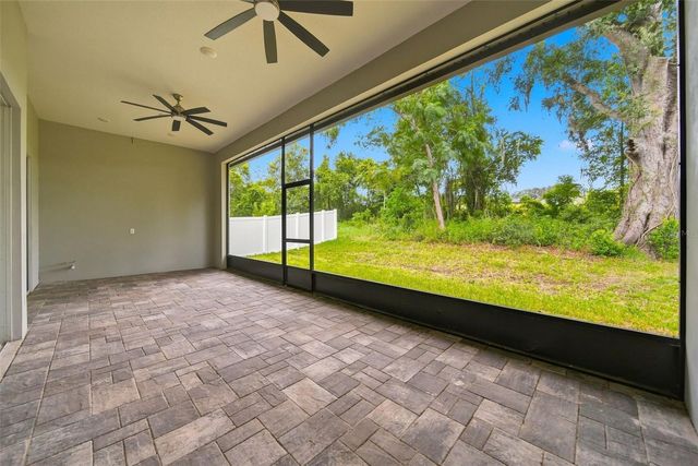 555 SANCTUARY GOLF PLACE, Apopka, FL 32712