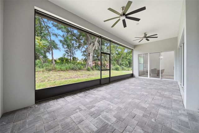 555 SANCTUARY GOLF PLACE, Apopka, FL 32712
