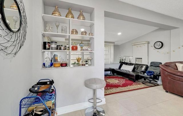 7530 Atlanta Street, Hollywood, FL 33024