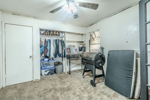 310 Jagoe Street, Krum, TX 76249