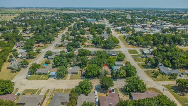 310 Jagoe Street, Krum, TX 76249