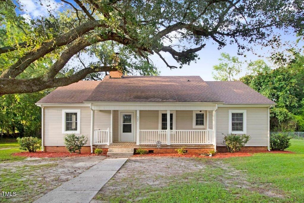 507 E Woodall Street, Smithfield, NC 27577