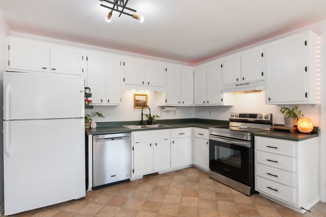 3218 N Senseney Cir, Clarksville, TN 37042