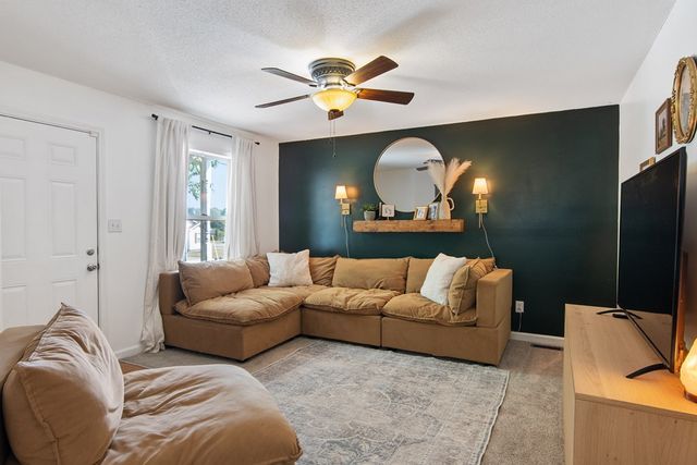 3218 N Senseney Cir, Clarksville, TN 37042