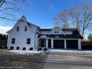 2915 Linda Court, Port Huron, MI 48060