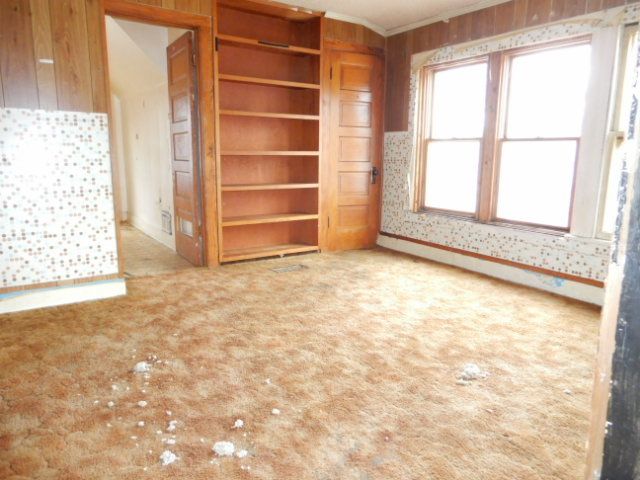 195 W 15th Street, Chicago Heights, IL 60411