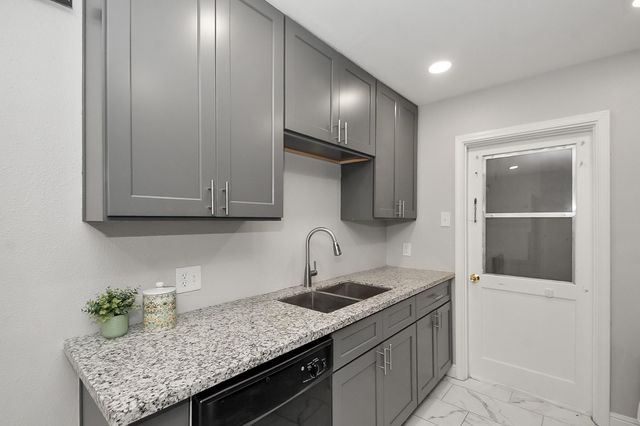 1218 Gary Avenue, Pasadena, TX 77502