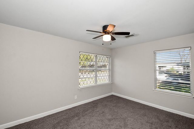 1218 Gary Avenue, Pasadena, TX 77502