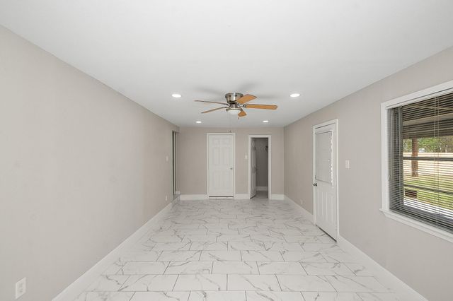 1218 Gary Avenue, Pasadena, TX 77502