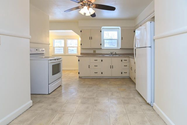 1715 W WISCONSIN AVENUE, Appleton, WI 54911