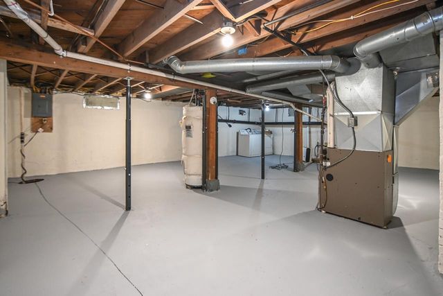 1715 W WISCONSIN AVENUE, Appleton, WI 54911