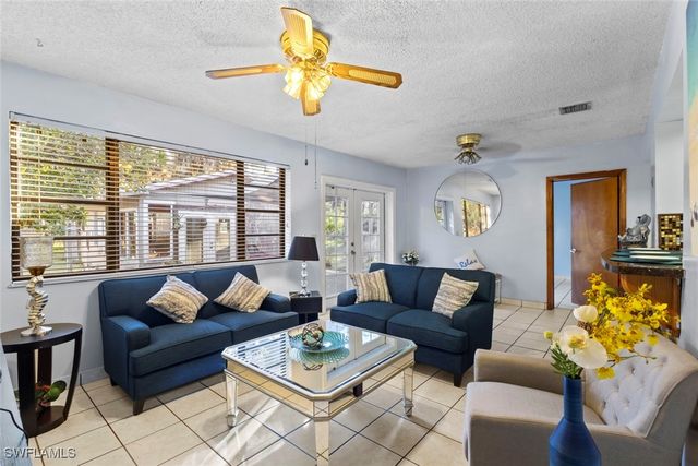 3680 7th AVE SW, Naples, FL 34117