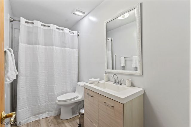 3680 7th AVE SW, Naples, FL 34117