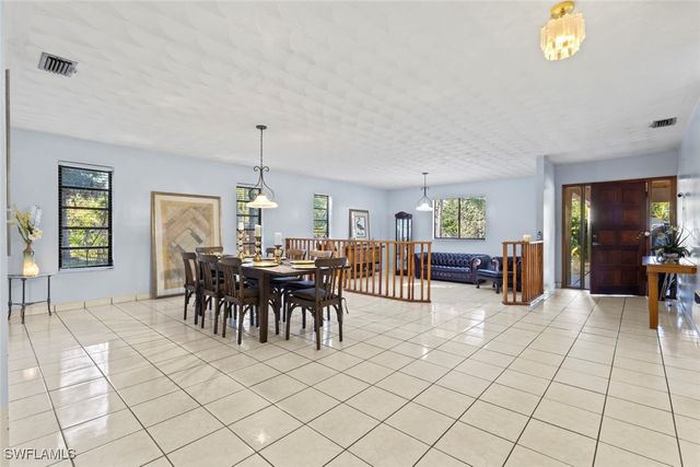 3680 7th AVE SW, Naples, FL 34117