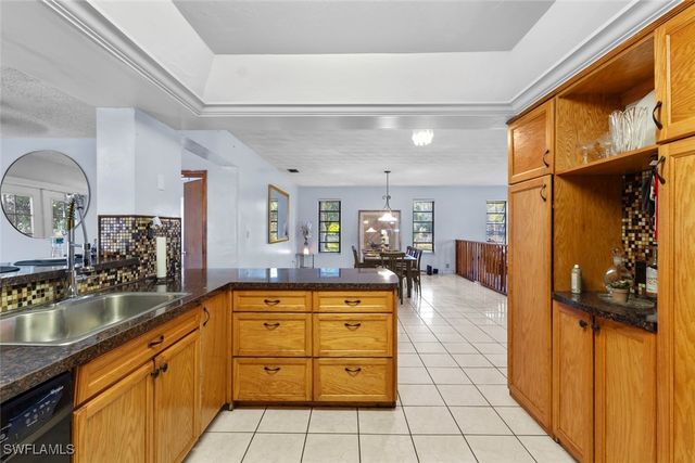 3680 7th AVE SW, Naples, FL 34117