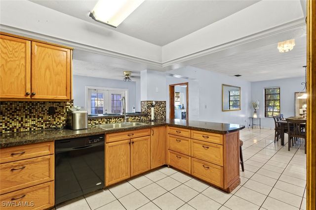 3680 7th AVE SW, Naples, FL 34117