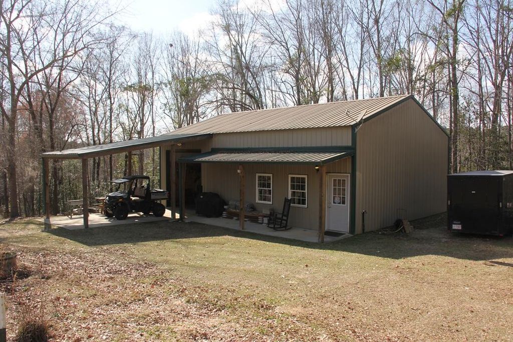 Image 10 of property listing at 6611 North Road, North, SC 29112