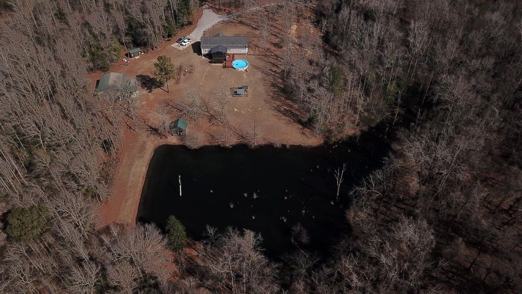 Image 2 of property listing at 6611 North Road, North, SC 29112