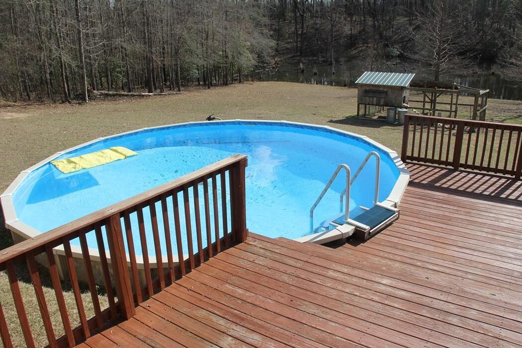 Image 20 of property listing at 6611 North Road, North, SC 29112