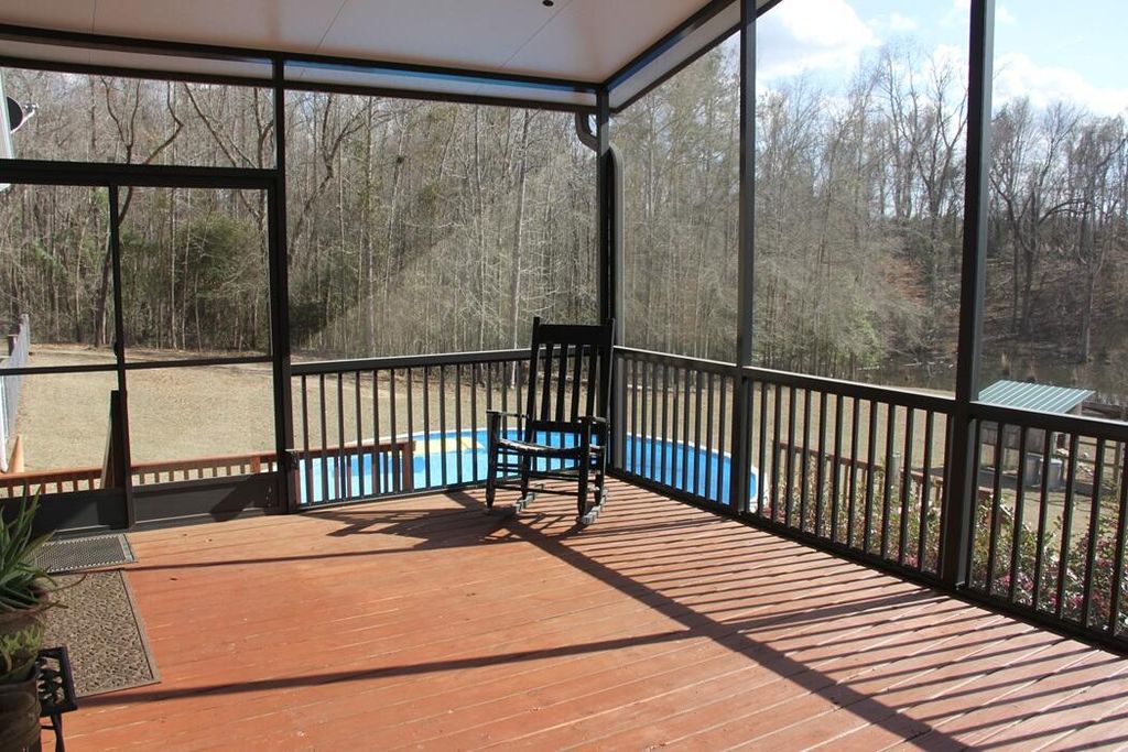 Image 21 of property listing at 6611 North Road, North, SC 29112