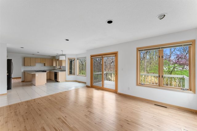 24 Samuel Drive, Iowa City, IA 52245