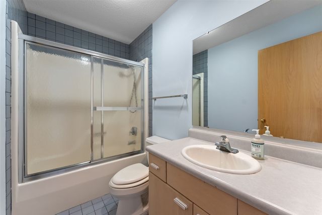 24 Samuel Drive, Iowa City, IA 52245