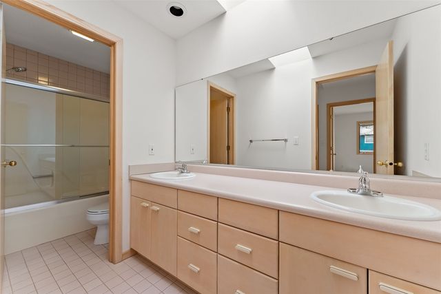 24 Samuel Drive, Iowa City, IA 52245