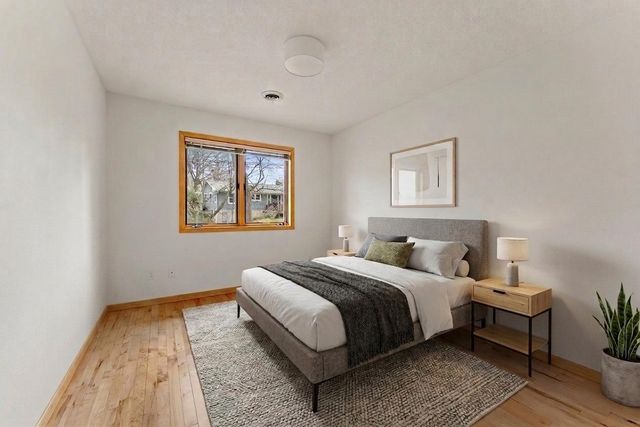24 Samuel Drive, Iowa City, IA 52245