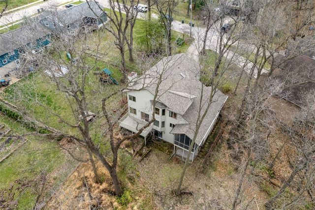 24 Samuel Drive, Iowa City, IA 52245