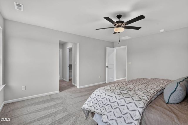 98 Knotts Loop, Lillington, NC 27546