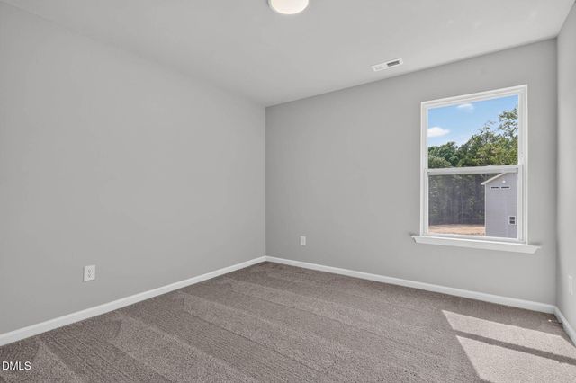 98 Knotts Loop, Lillington, NC 27546