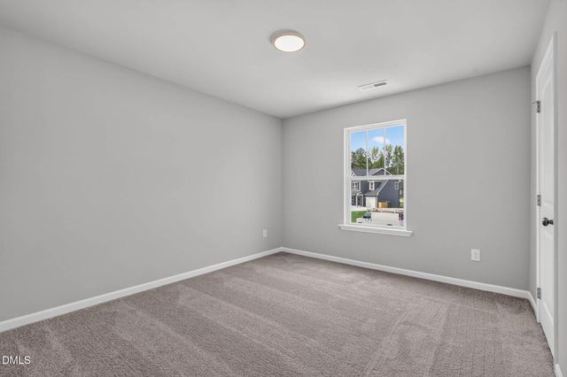 98 Knotts Loop, Lillington, NC 27546