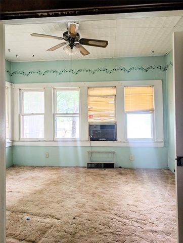 1000 N Morris Street, Gainesville, TX 76240