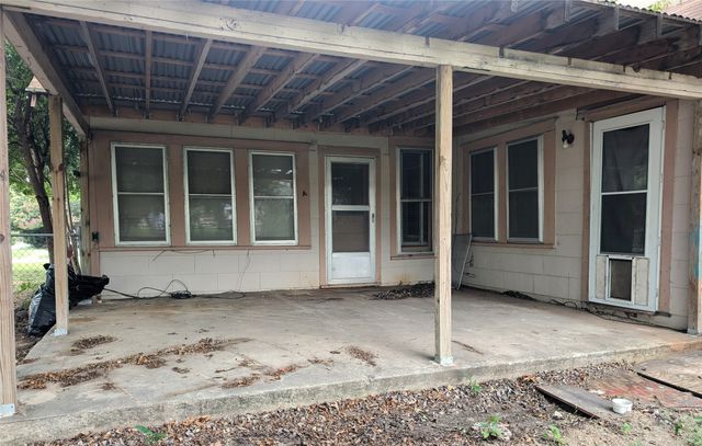 1000 N Morris Street, Gainesville, TX 76240