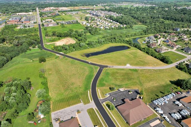 1575 S Feather Rock Drive, Crown Point, IN 46307