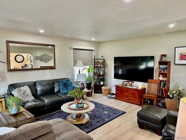 2905 Buena Vista Avenue, Lemon Grove, CA 91945